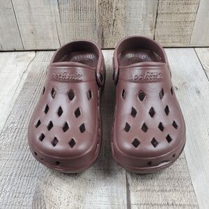 NothinZ Kids Unisex Brown Clogs Size 3 Youth New Size 5 Womens